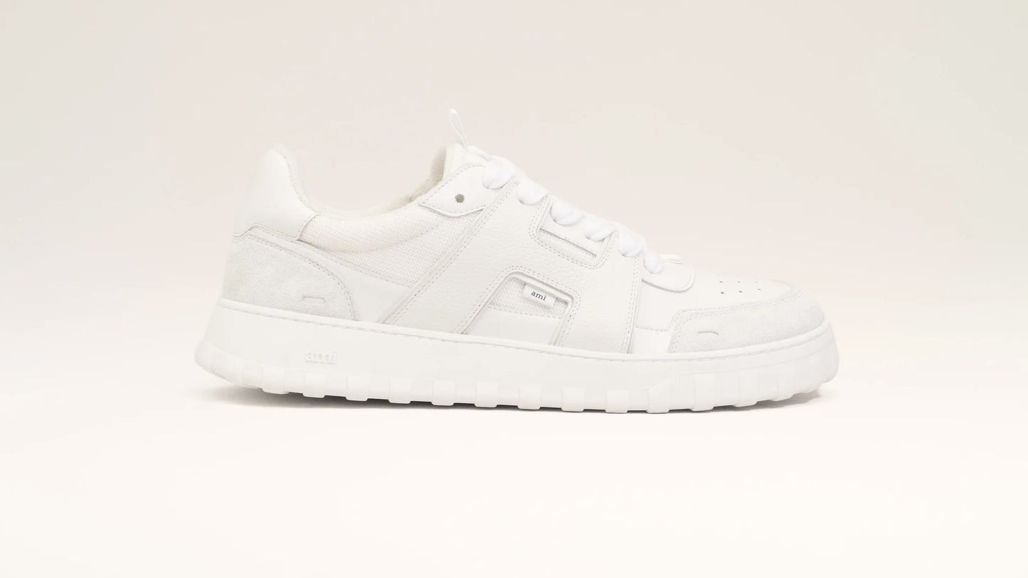 Ami Walk Sneakers