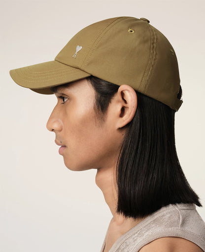 Ami de coeur studs cap