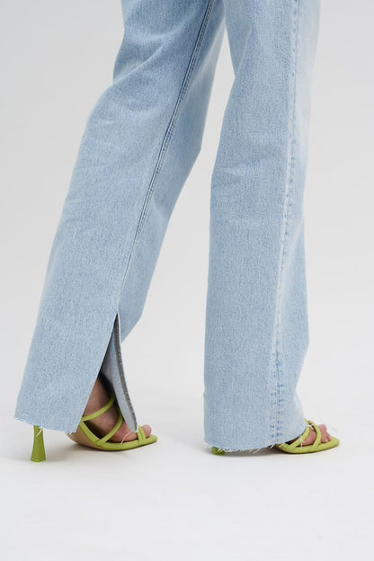 Daisy 139 High Straight Slit