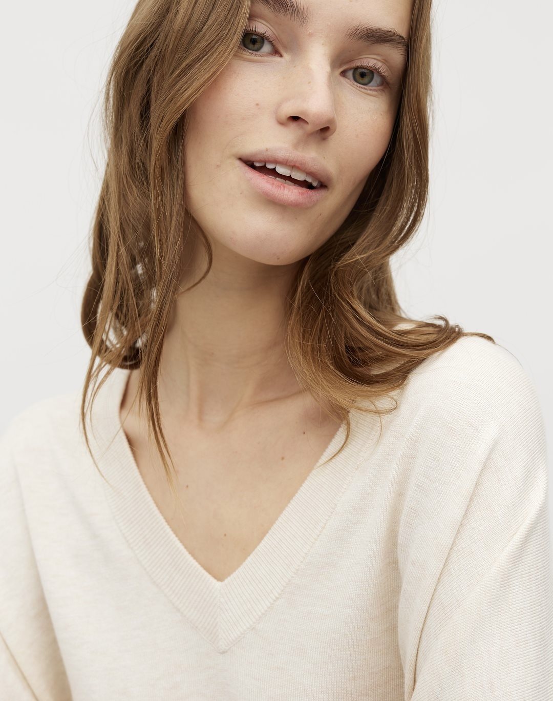 Gillian V-M Knit
