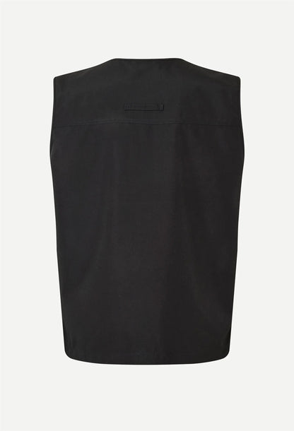 Sarobin Vest