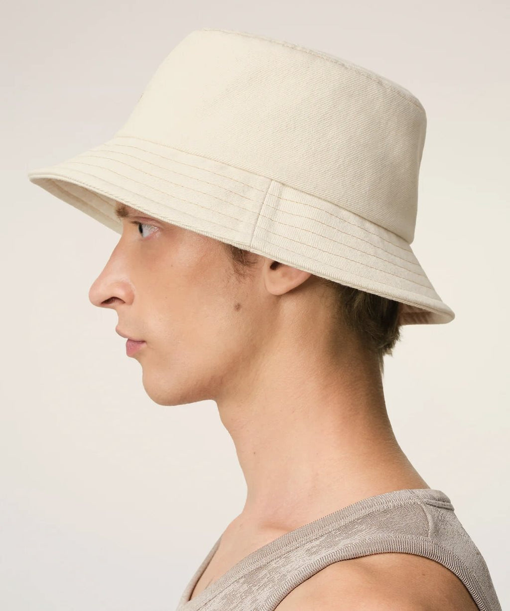 Ami de coeur bucket hat