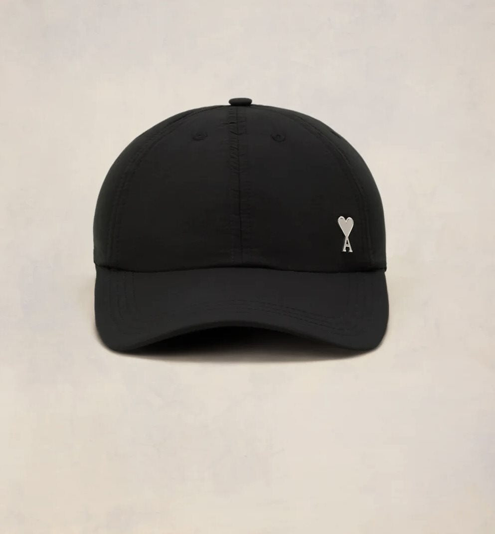 Ami de coeur studs cap