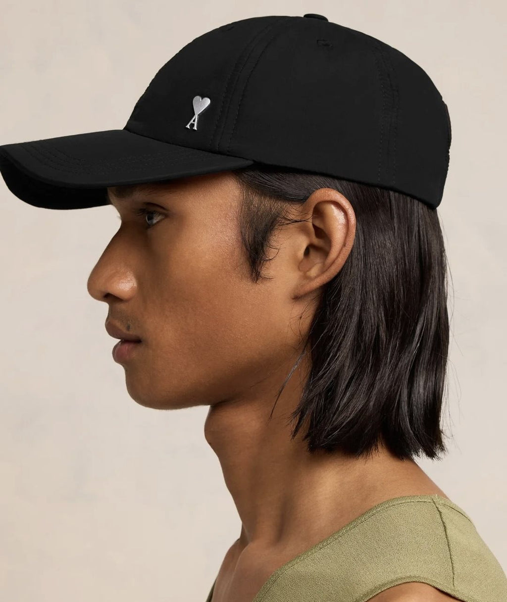 Ami de coeur studs cap