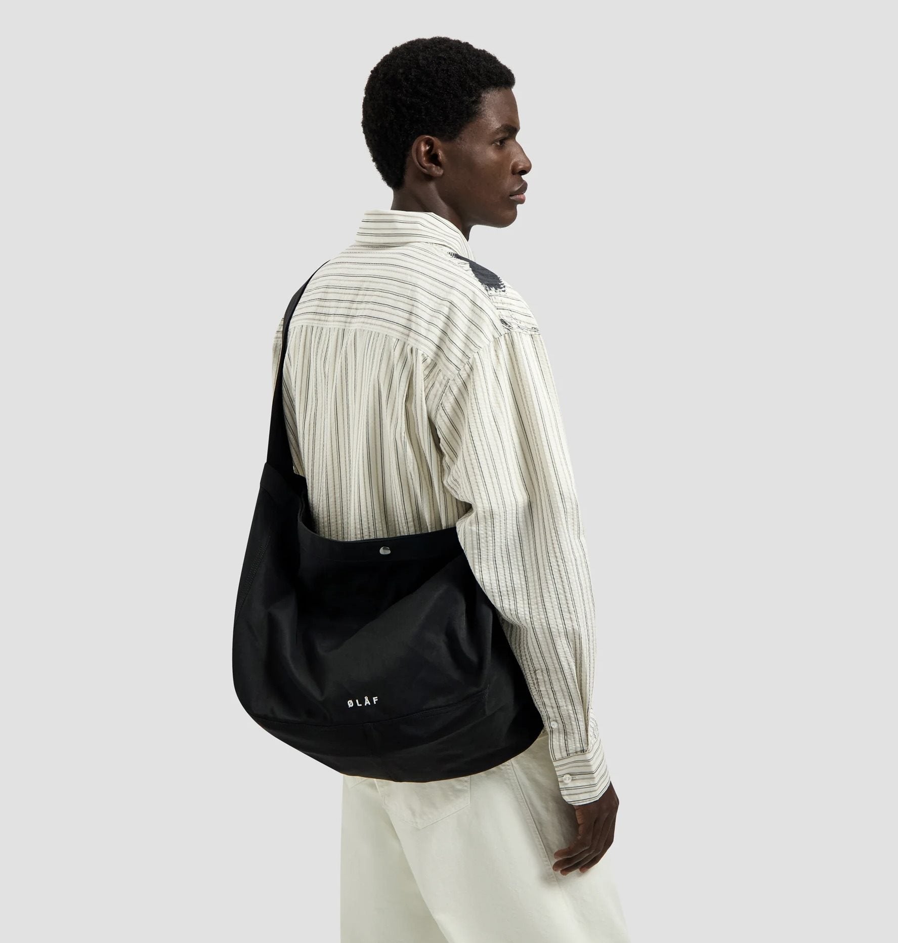 OLAF Brushstroke Logo Stripe Long Sleeve Shirt Charcoal White heren gestreept shirt met boxy fit