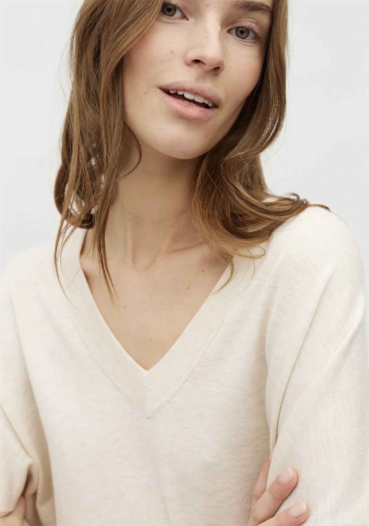 GILLIAN V-M KNIT