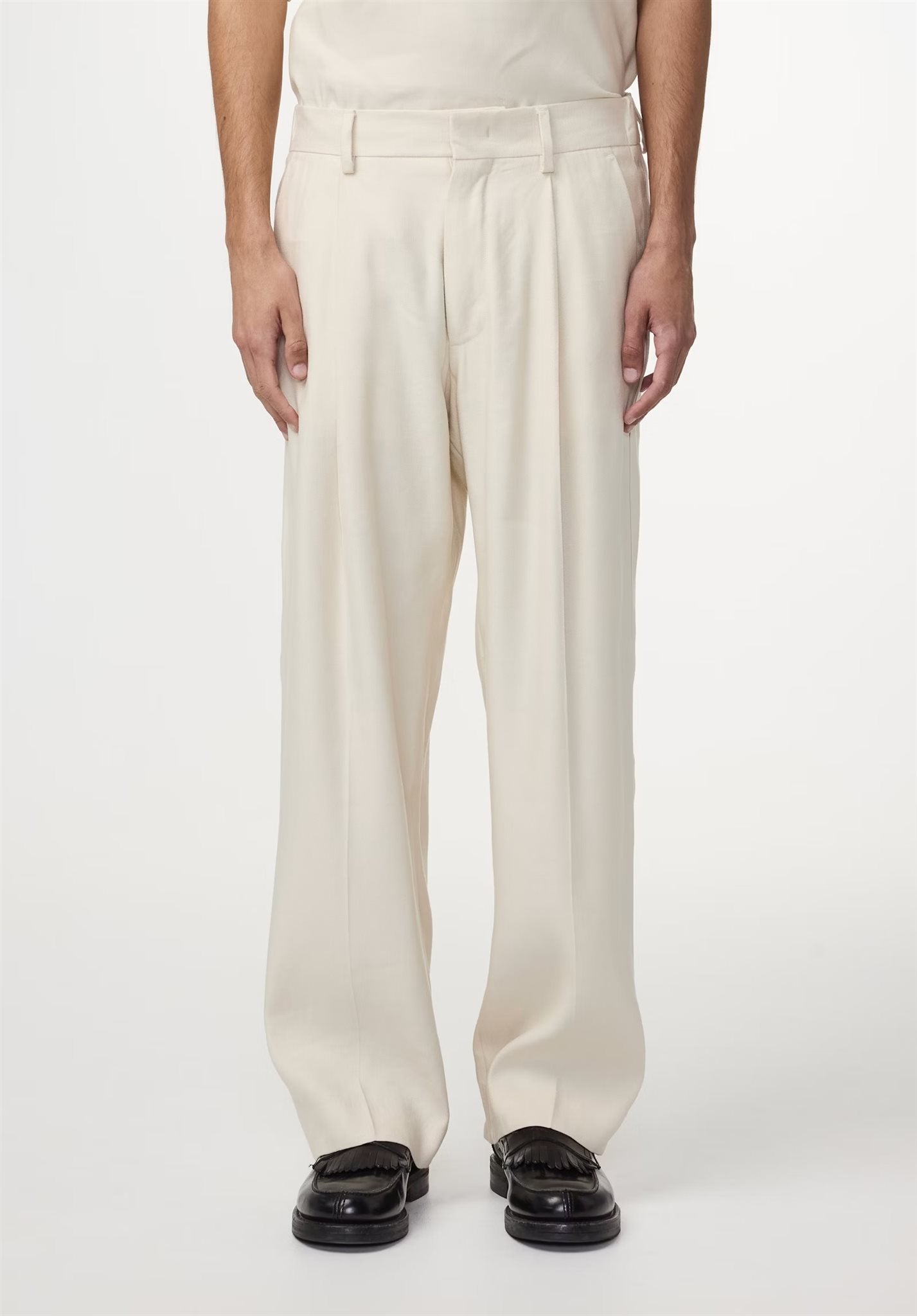 K relaxed fit linen trouser