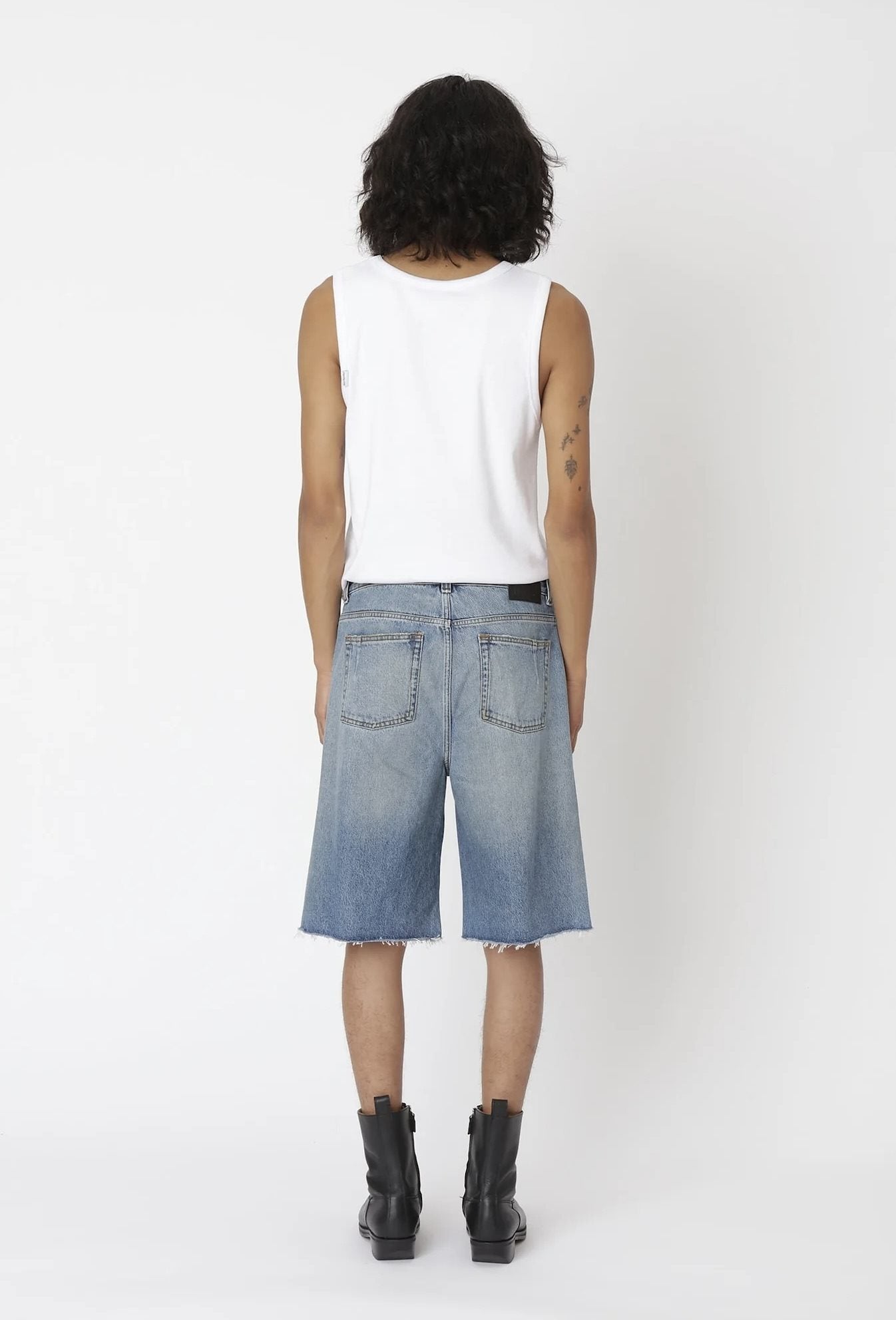 Kayce 80S Light blue shorts