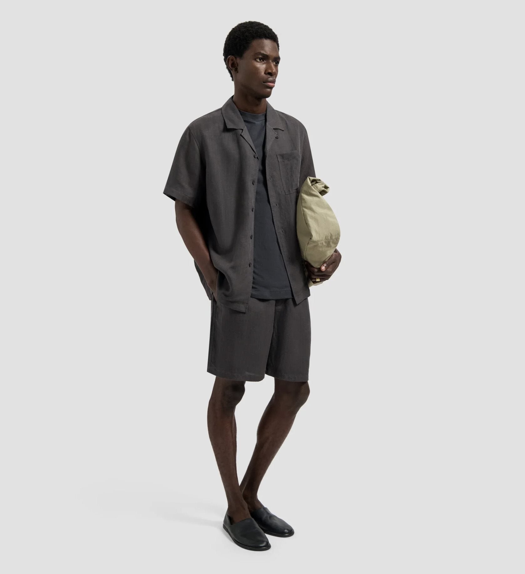 OLAF Linen Blend Short Sleeve Shirt Charcoal heren overhemd met korte mouwen van katoen-linnen