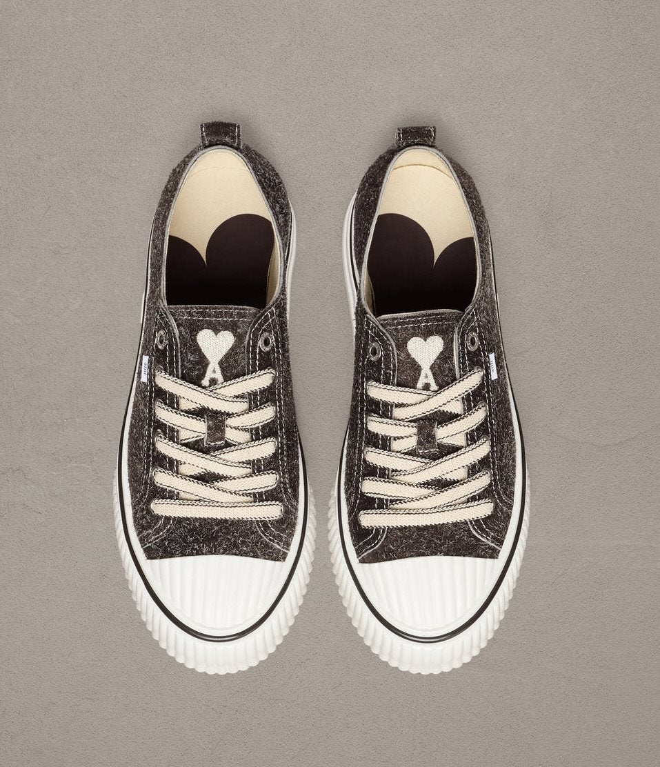 Low Top Ami SN1980 Sneakers