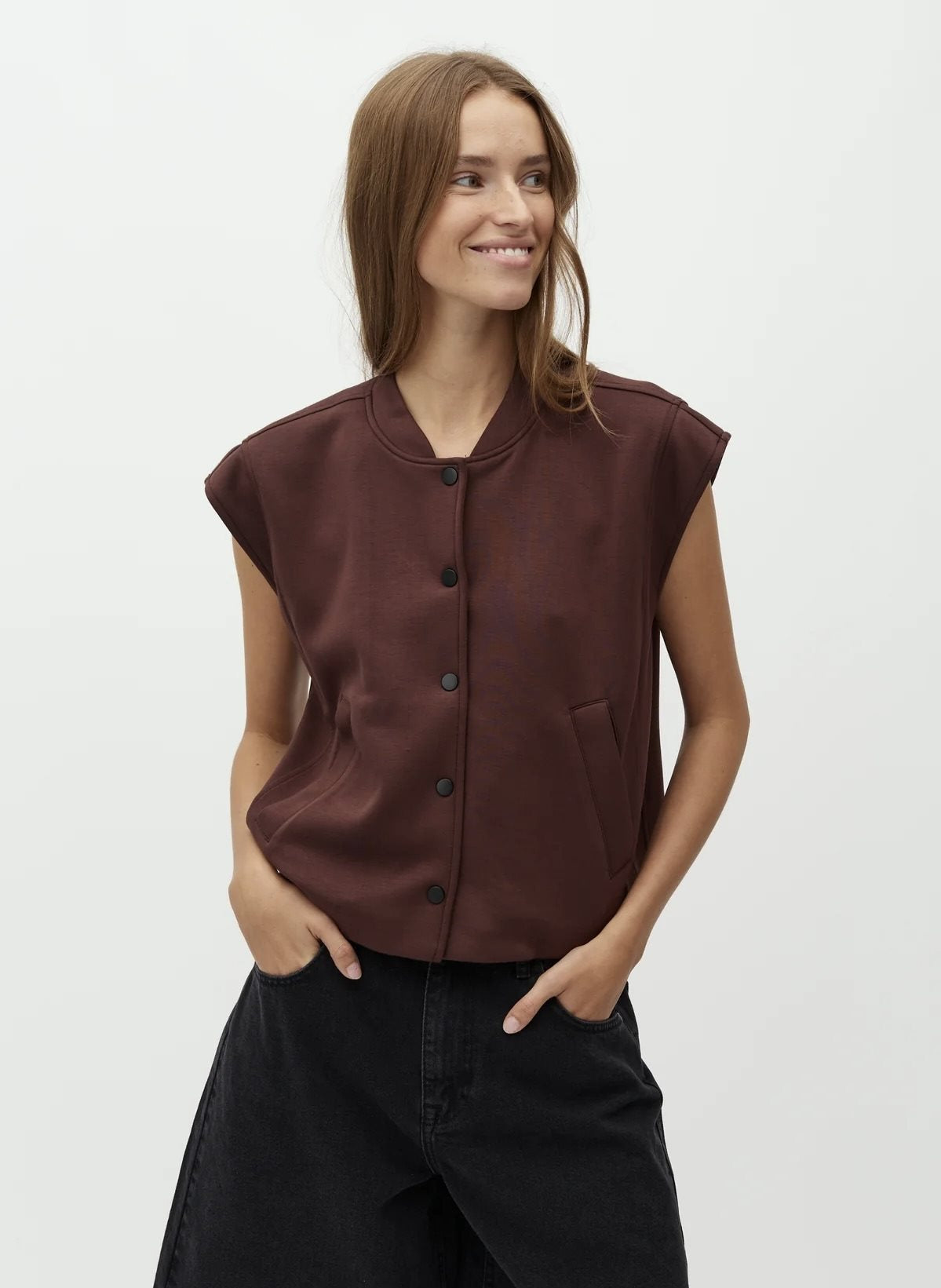 Marisel-M Vest