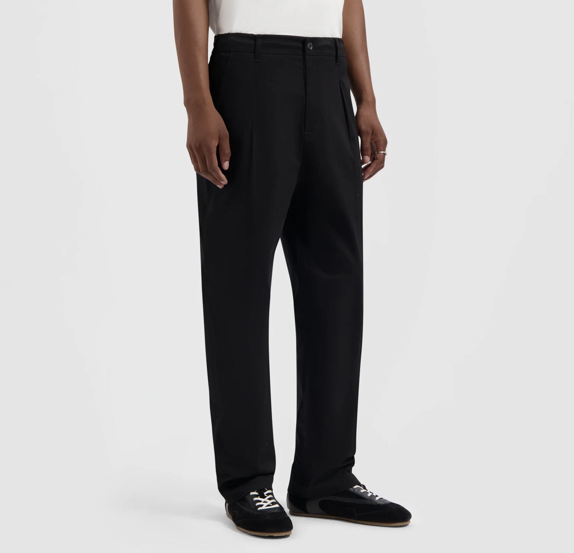 Regular Pleated Pant