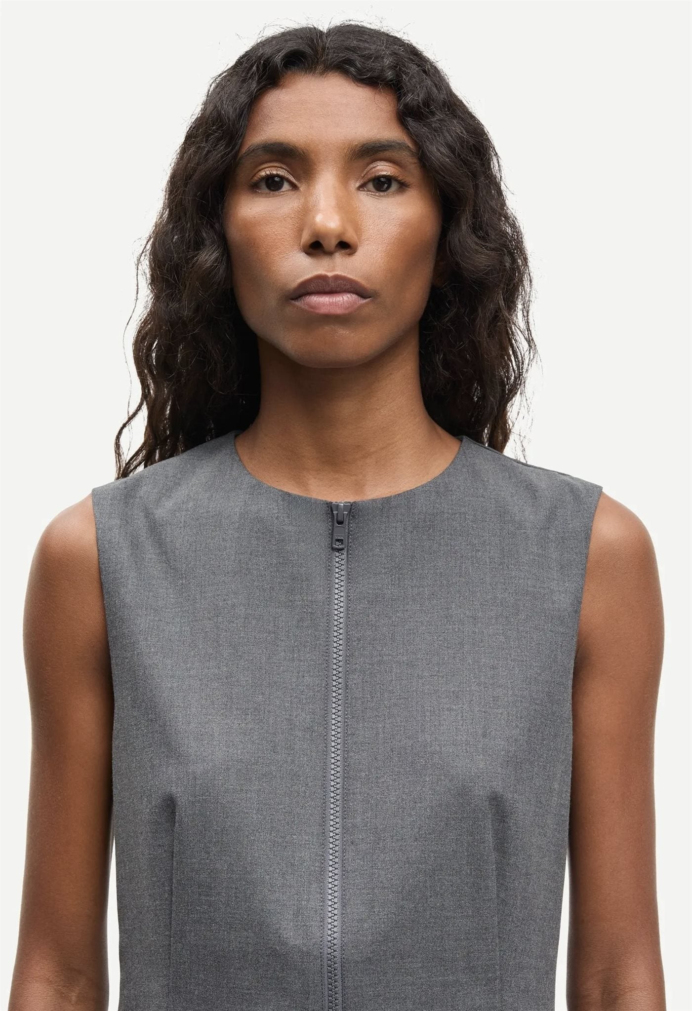 SARIMA VEST 16054