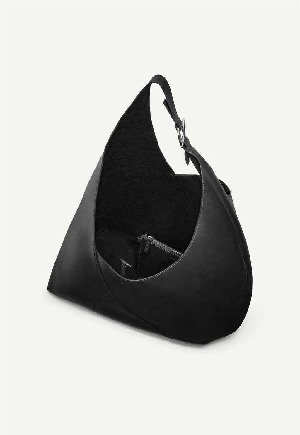 Sakaia Shoulder Bag