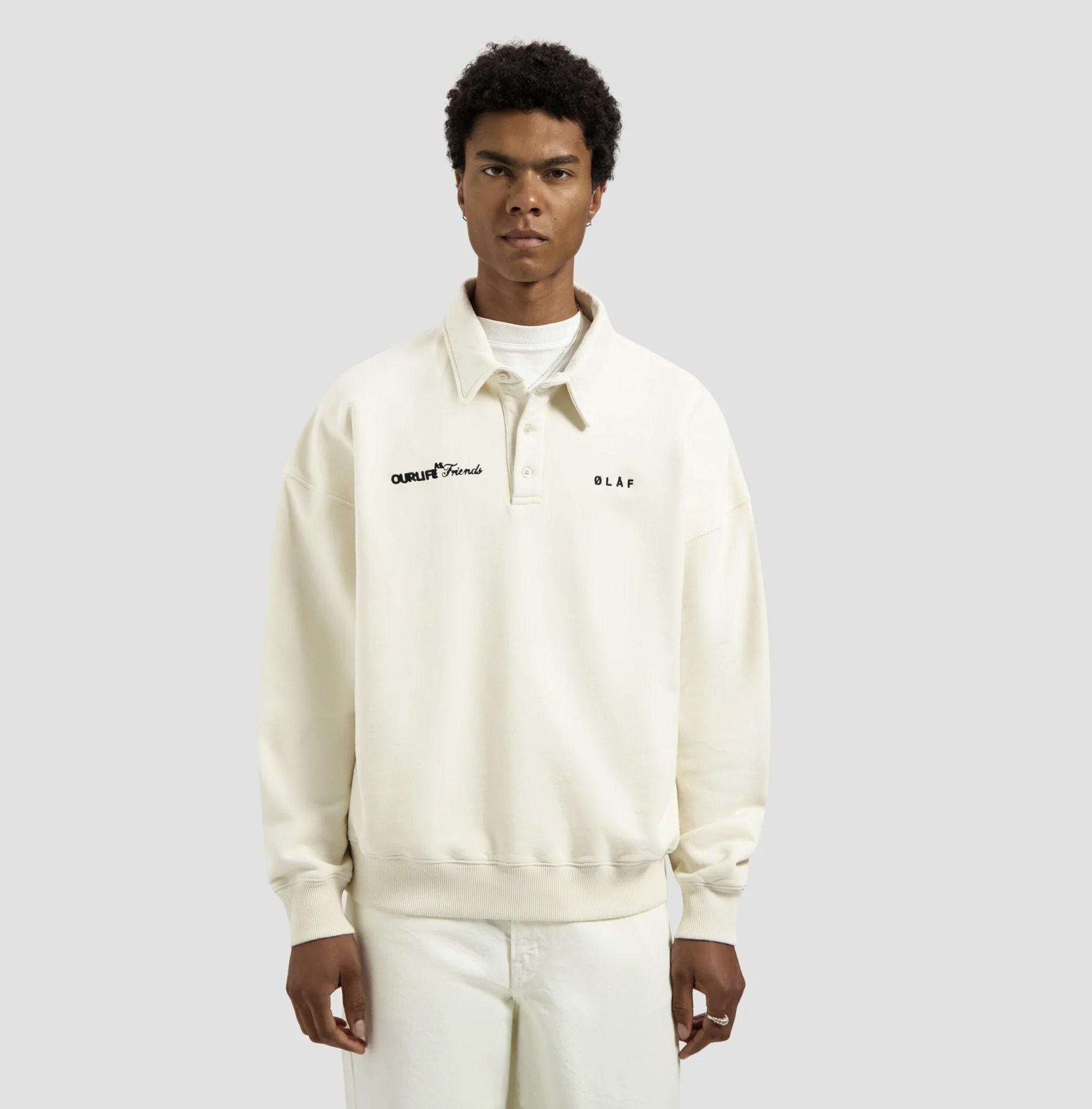 OLAF Script Friends Oversized Polo Off-White heren polo van organic cotton met geborduurd logo