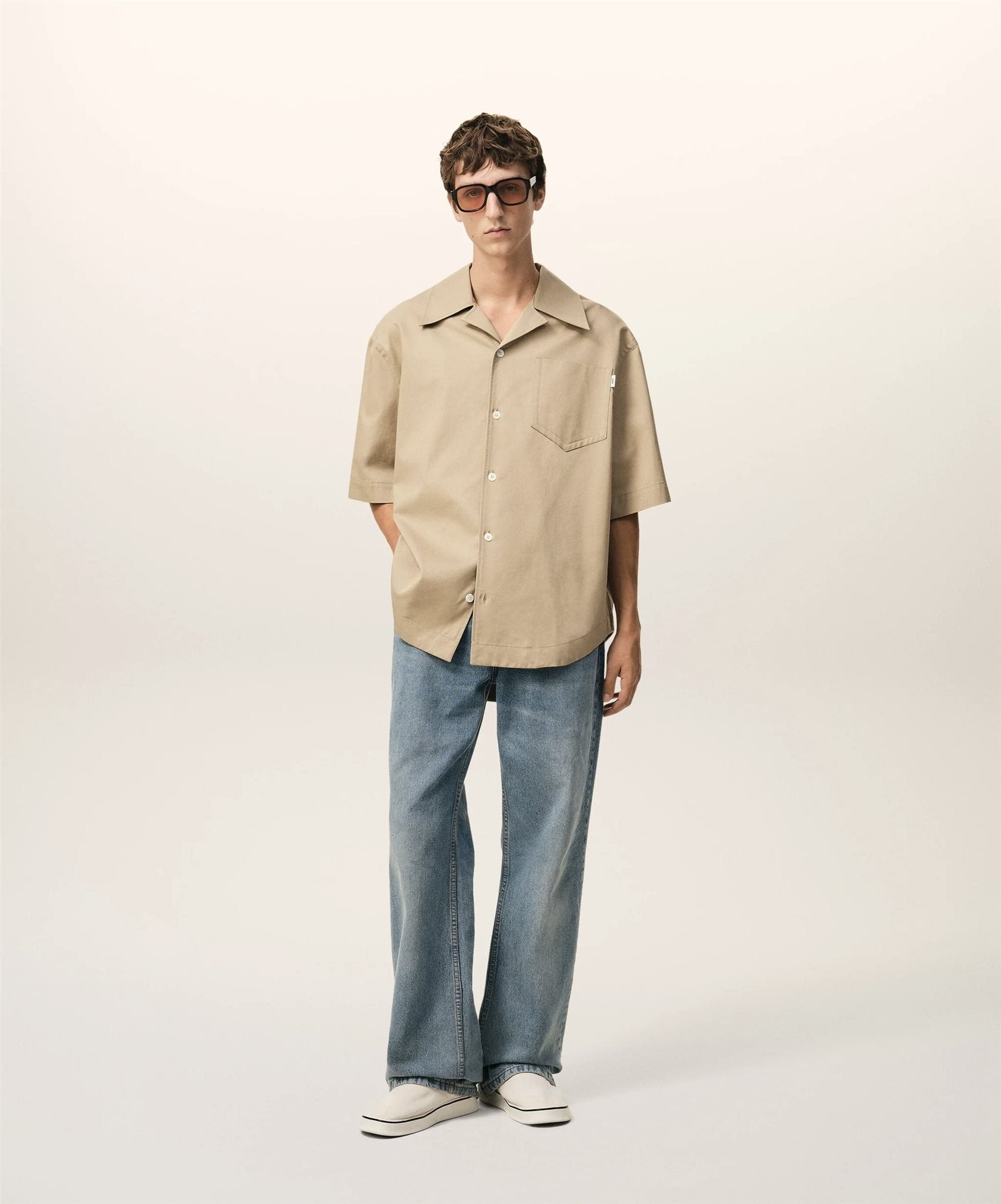 Short Sleeve Camp Collar Wide