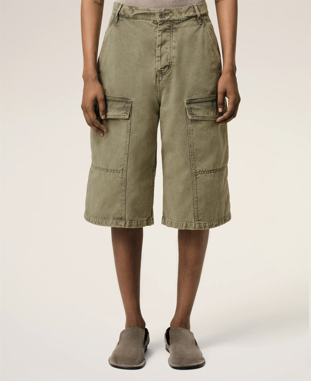 Wide fit Cargo Bermuda