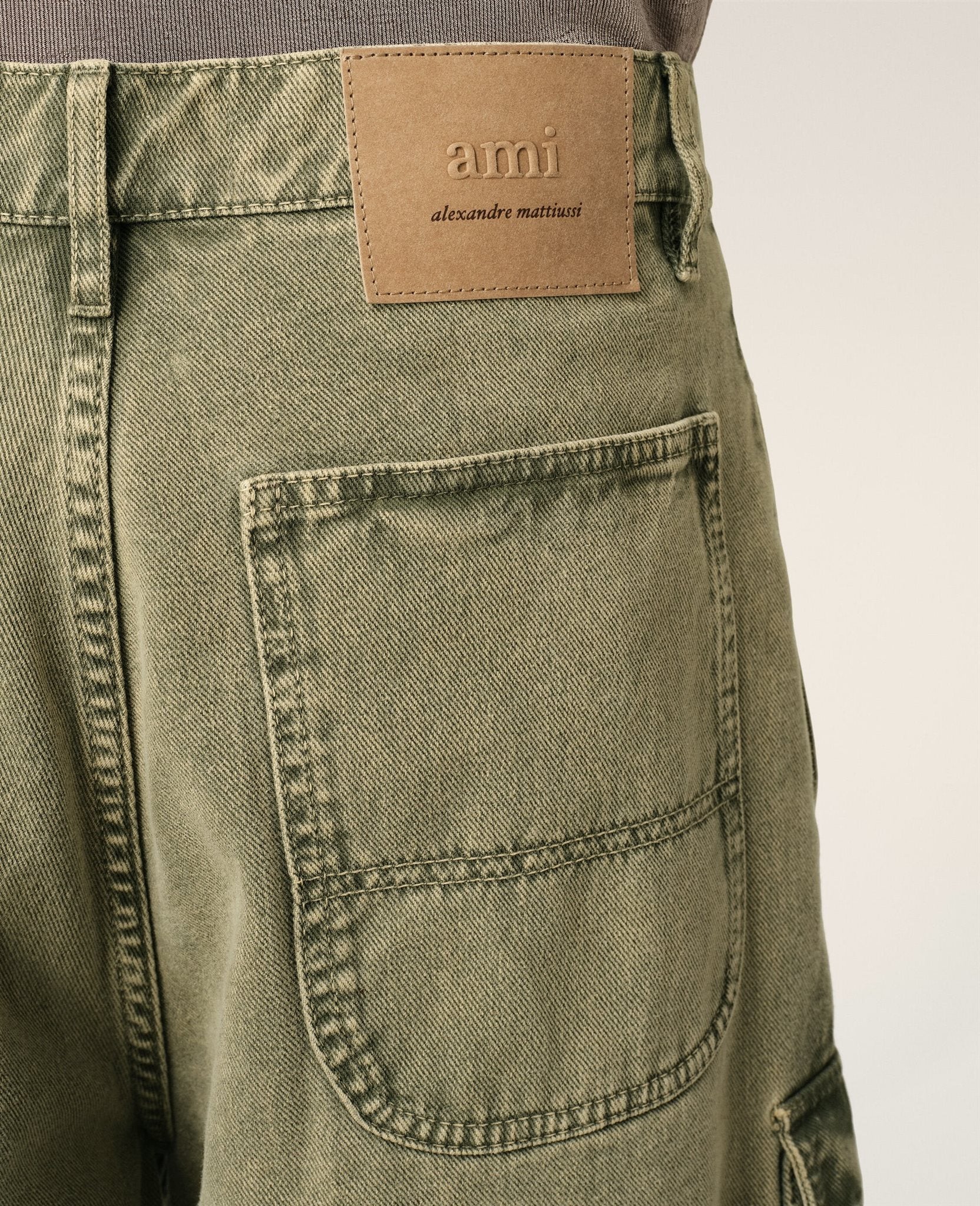 Wide fit Cargo Bermuda