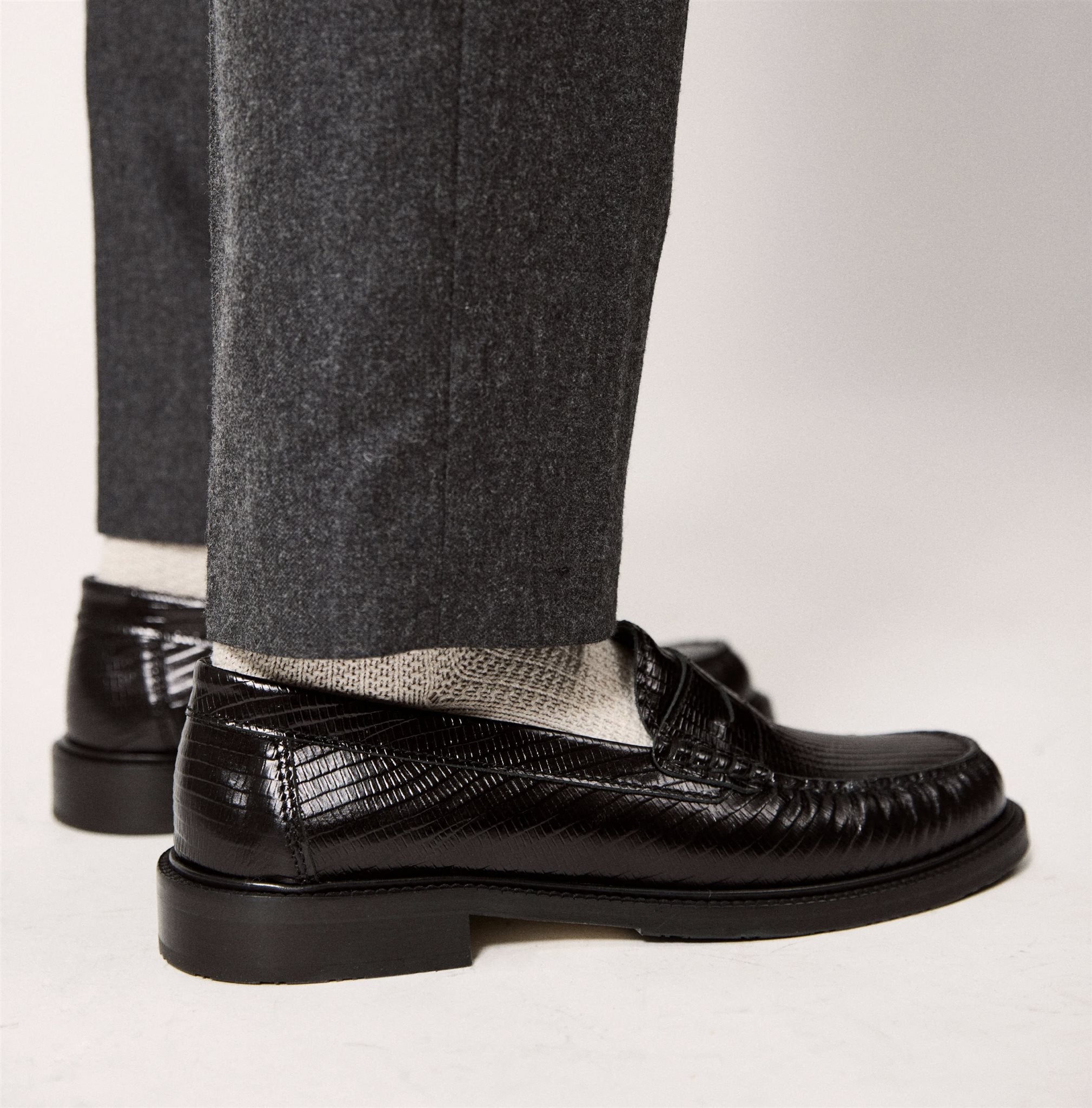 YARDEE MOCASSIN LOAFER